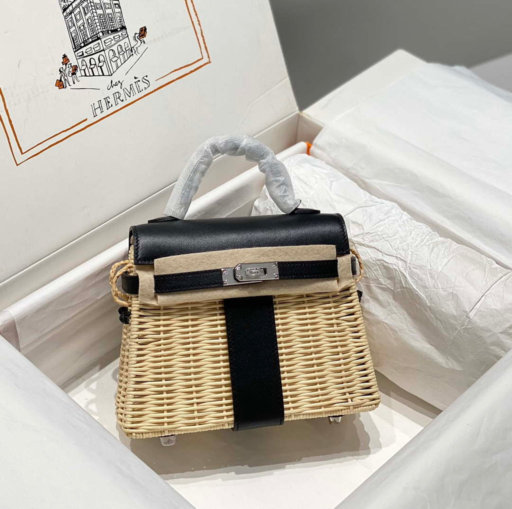 Hermes Picnic Sellier Kelly 22 Barenia Palladium Hardware H21806