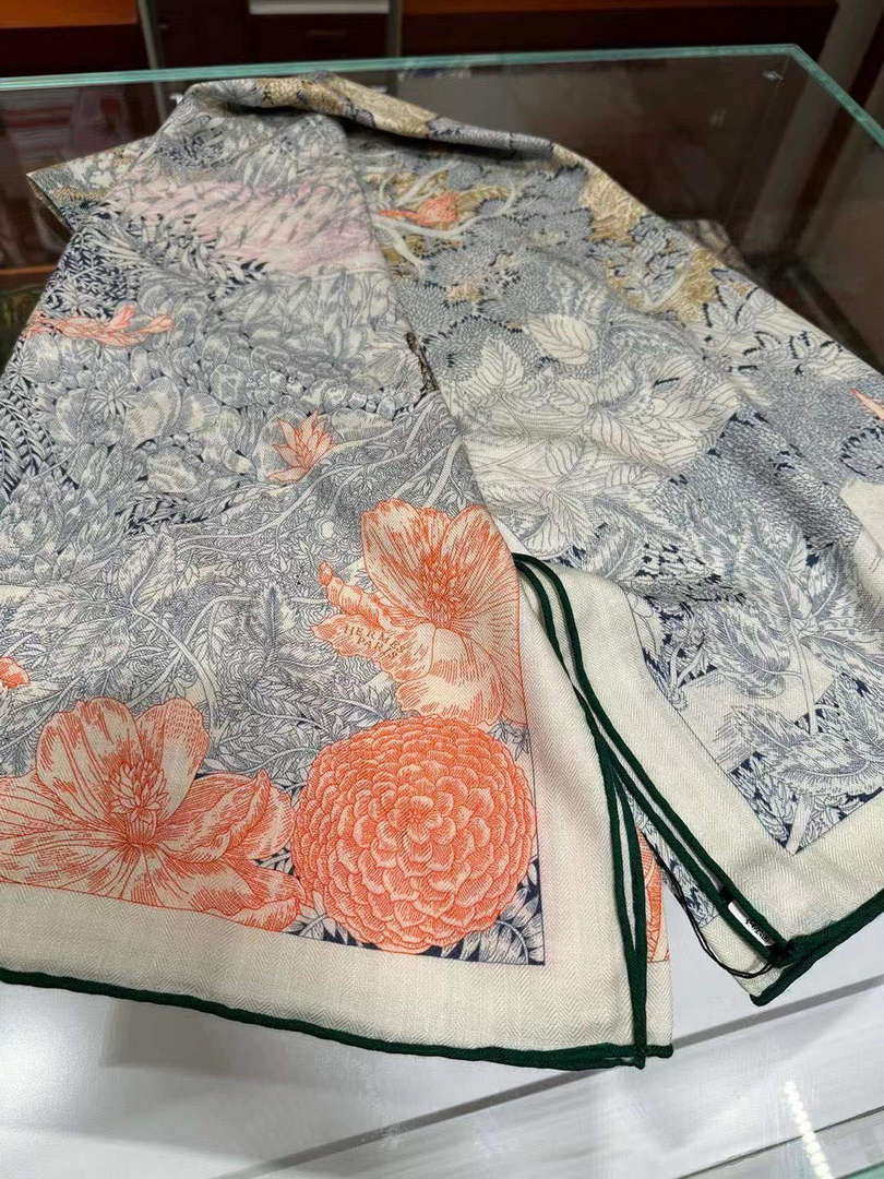 Hermes Retourala Nature Scarves H22705