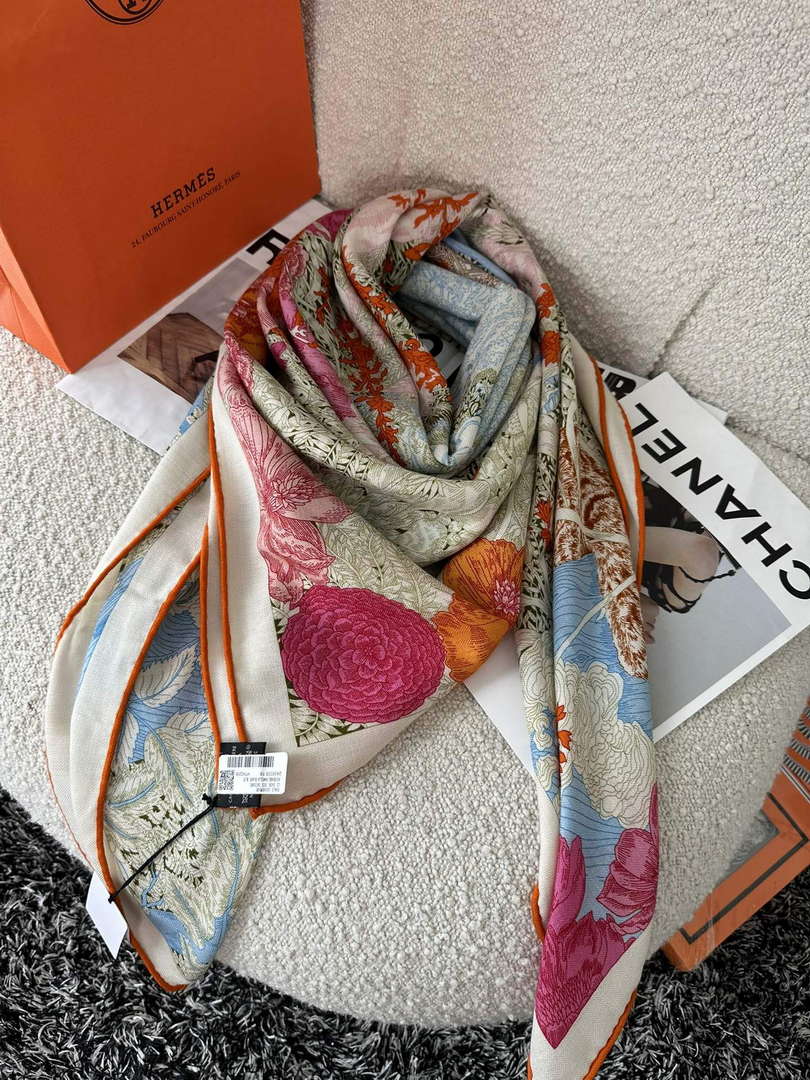 Hermes Retourala Nature Scarves H22707