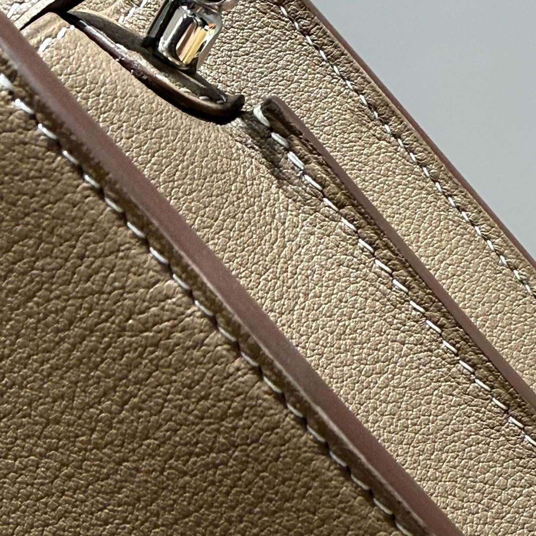 Hermes Roulis Mini Bag Evercolor Leather H233002
