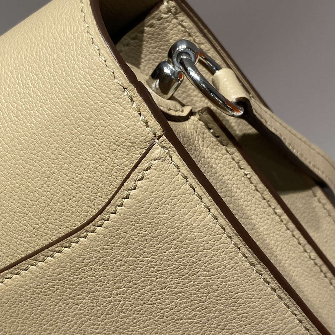Hermes Roulis Mini Bag Evercolor Leather H233004 - Default Title - View 5
