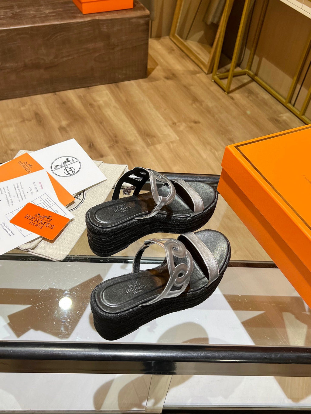 Hermes Sandals Women H26300