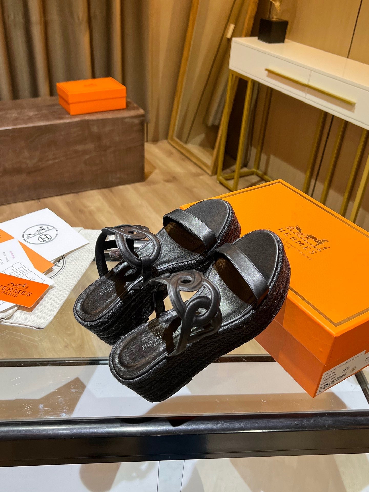 Hermes Sandals Women H26302