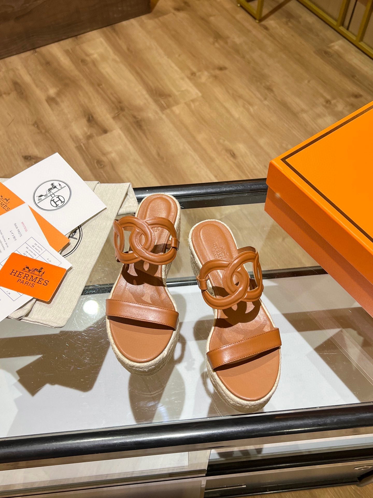 Hermes Sandals Women H26301