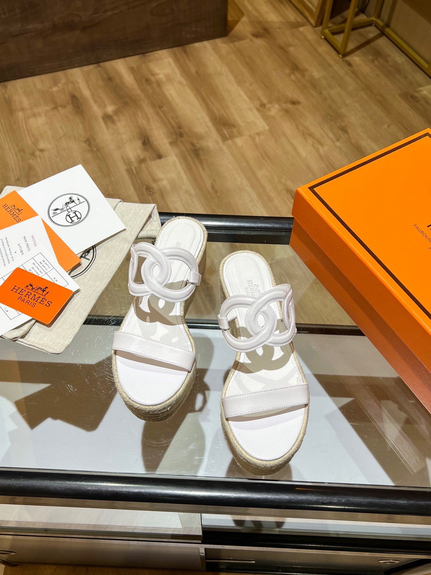 Hermes Sandals Women H26303 - 35 - View 5