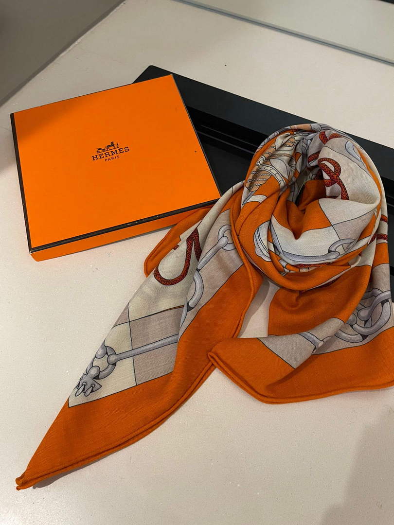 Hermes H001829S Scarves Cavalcades Scarf H50010