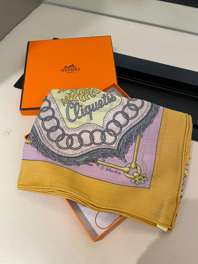 Hermes H001829S Scarves Cavalcades Scarf H50011
