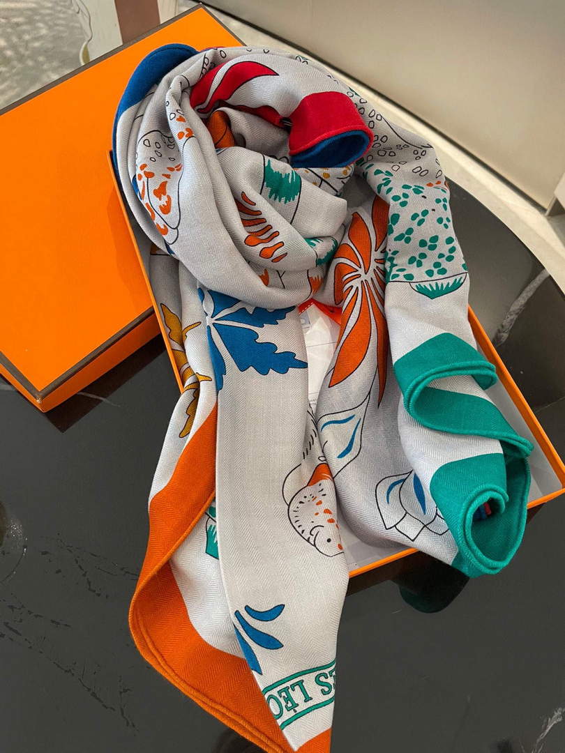 Hermes H001829S Scarves Cavalcades Scarf H50014 - Default Title - View 1