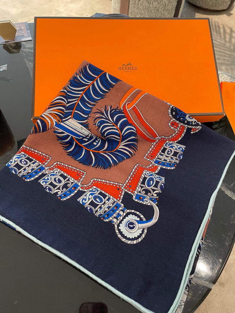 Hermes H001829S Scarves Cavalcades Scarf H50015
