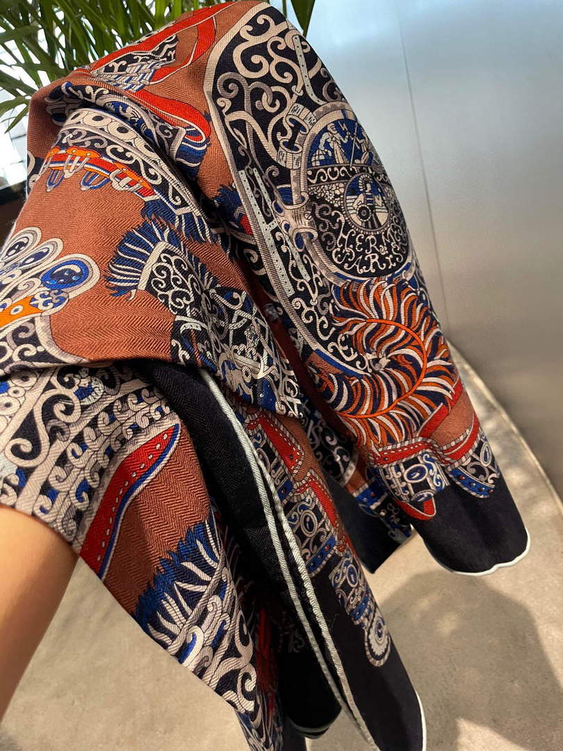 Hermes H001829S Scarves Cavalcades Scarf H50015