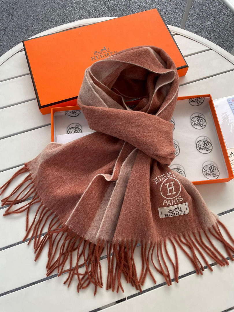 Hermes Scarves Fashion Scarf H22721 - Default Title - View 1