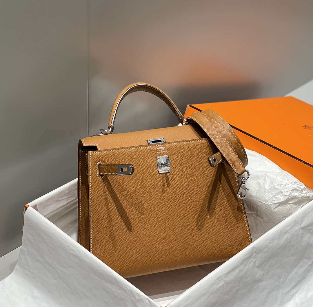 Hermes Sellier Kelly Epsom Leather Bag H213001