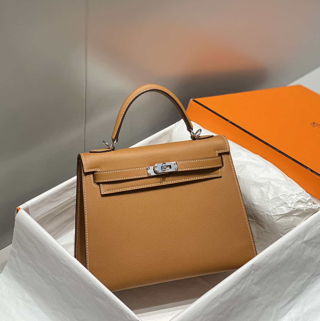 Hermes Sellier Kelly Epsom Leather Bag H213001