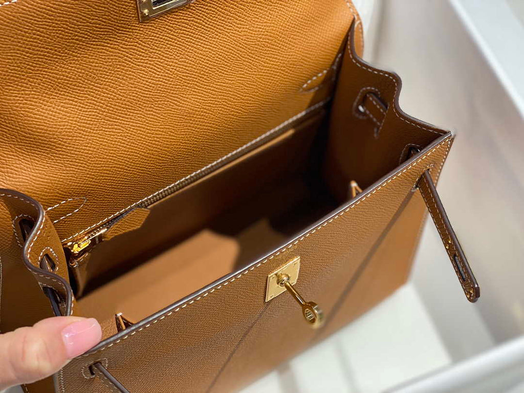 Hermes Sellier Kelly Epsom Leather Bag H213001