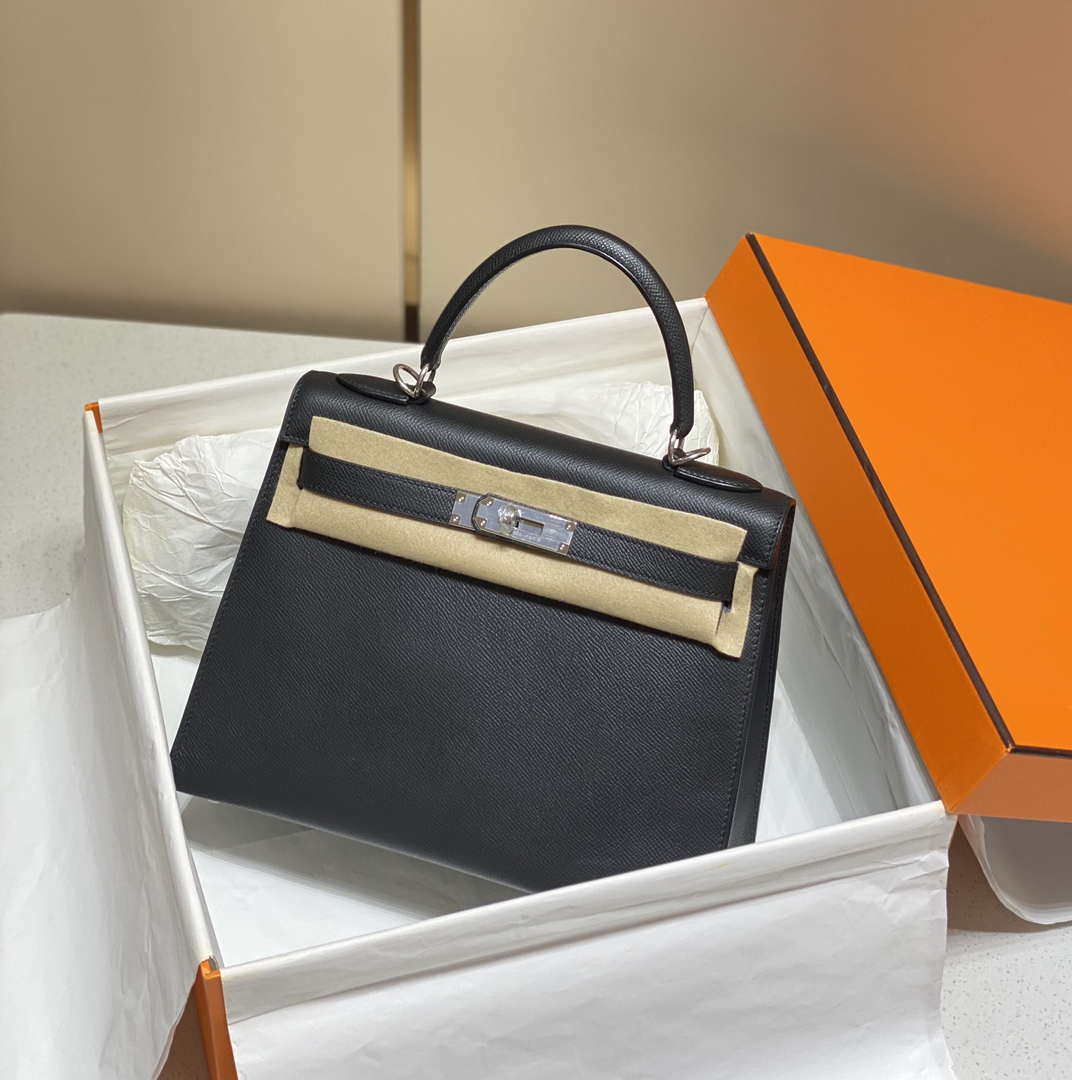 Hermes Sellier Kelly Epsom Leather Bag H213002