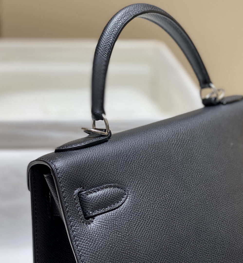 Hermes Sellier Kelly Epsom Leather Bag H213002