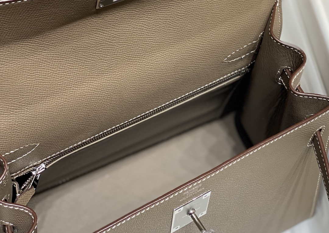 Hermes Sellier Kelly Epsom Leather Bag H213003
