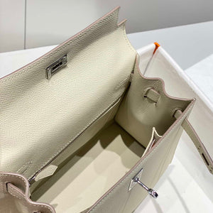 Hermes Sellier Kelly Epsom Leather Bag H213004 - Gold / 25cm x17 x 7 cm - View 8