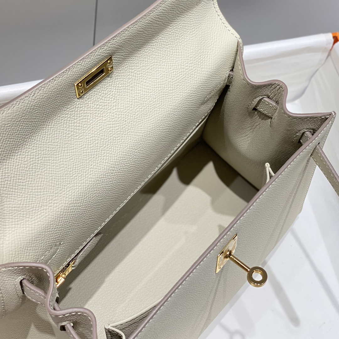 Hermes Sellier Kelly Epsom Leather Bag H213004