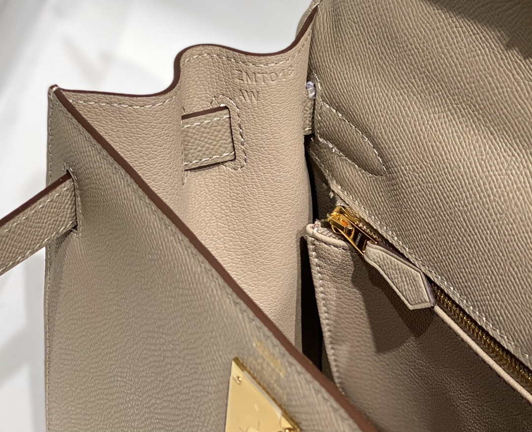 Hermes Sellier Kelly Epsom Leather Bag H213005
