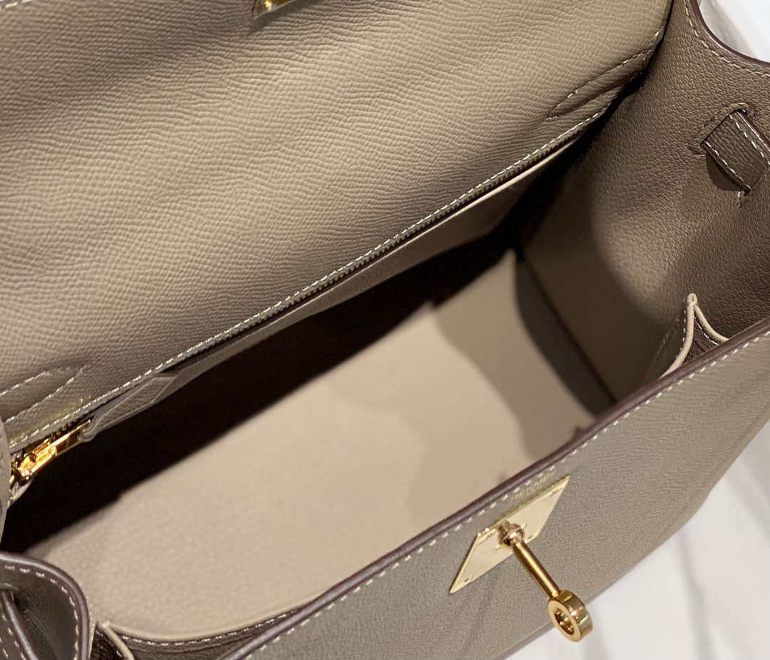 Hermes Sellier Kelly Epsom Leather Bag H213005