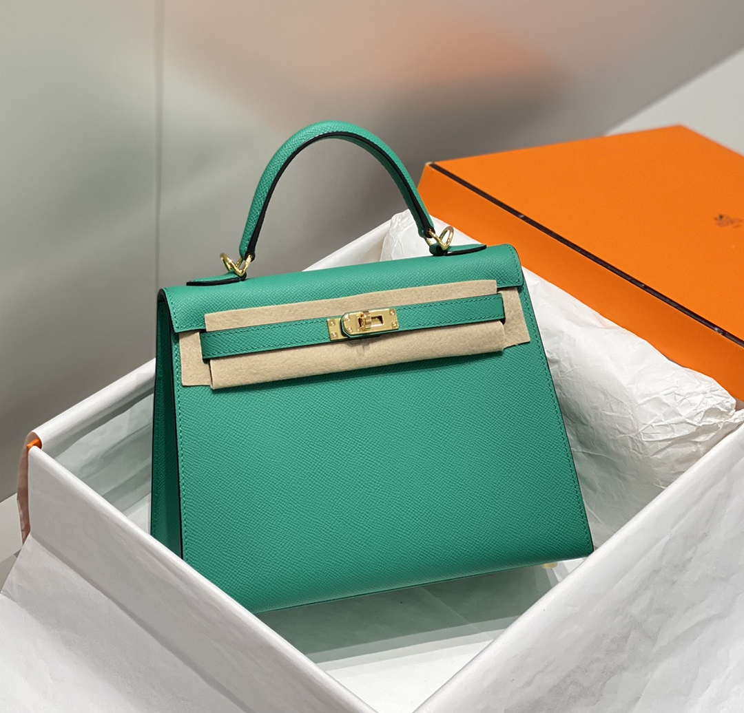 Hermes Sellier Kelly Epsom Leather Bag H213009