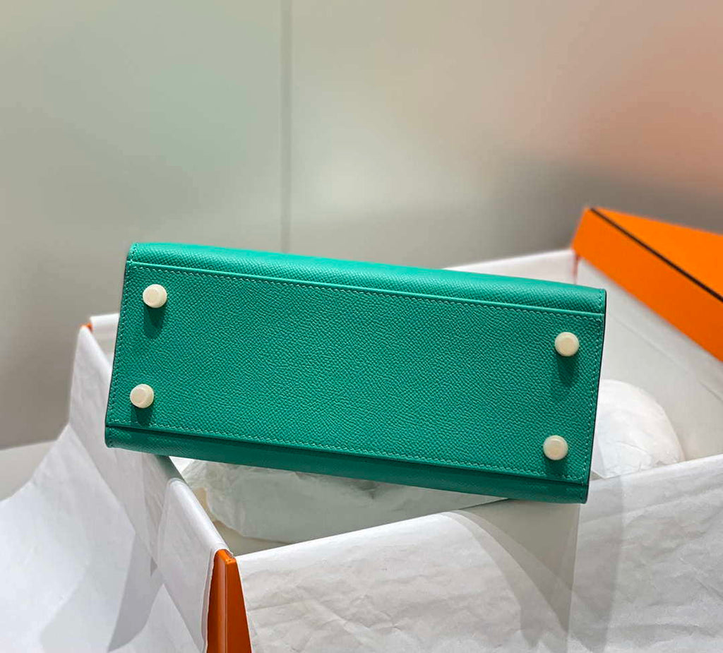 Hermes Sellier Kelly Epsom Leather Bag H213009