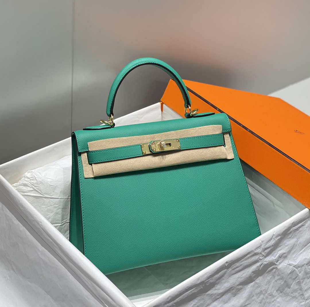 Hermes Sellier Kelly Epsom Leather Bag H213009