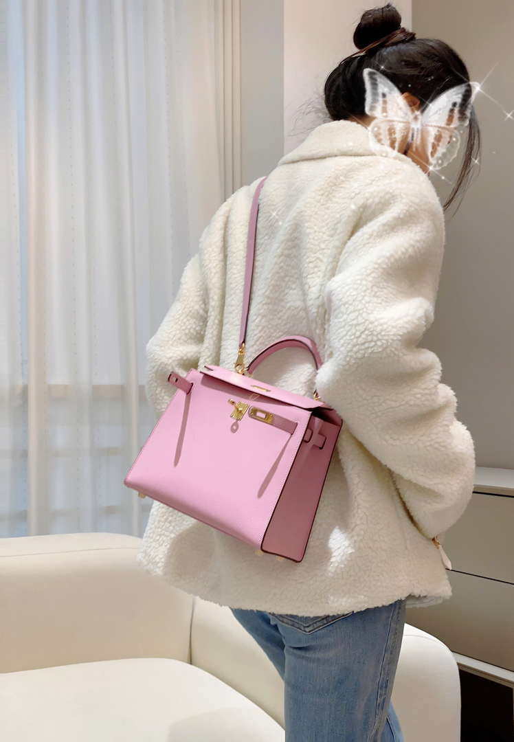 Hermes Sellier Kelly Epsom Leather Bag H213010