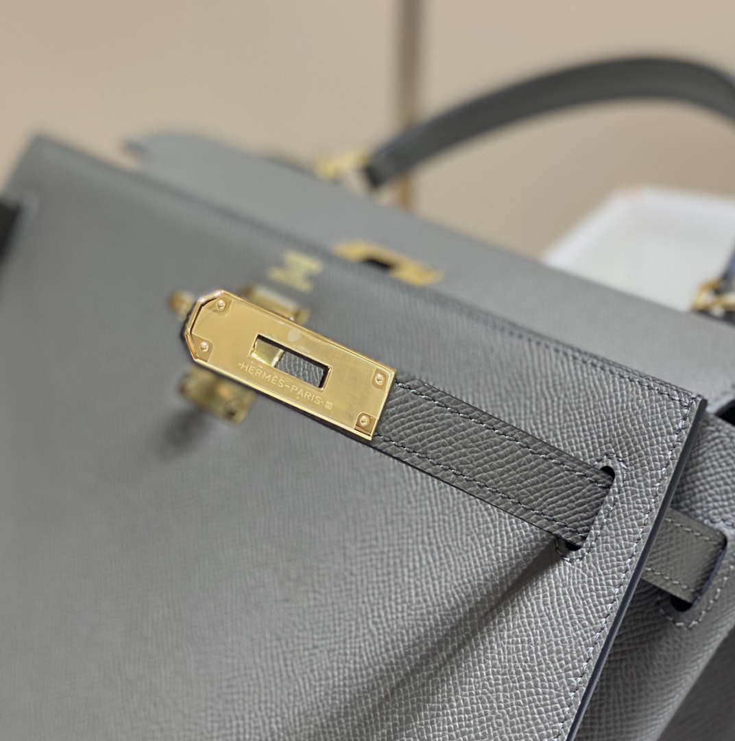 Hermes Sellier Kelly Epsom Leather Bag H213014