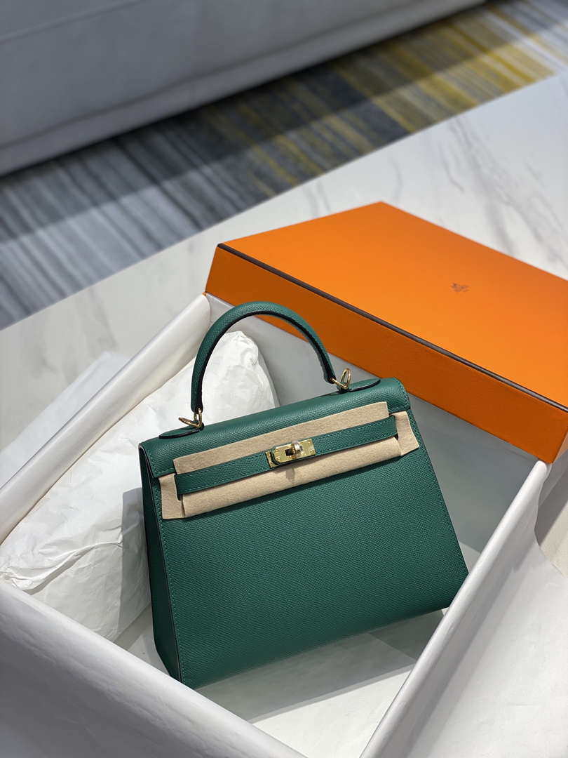 Hermes Sellier Kelly Epsom Leather Bag H213016
