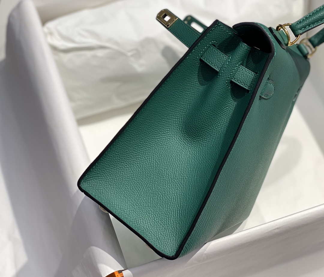 Hermes Sellier Kelly Epsom Leather Bag H213016