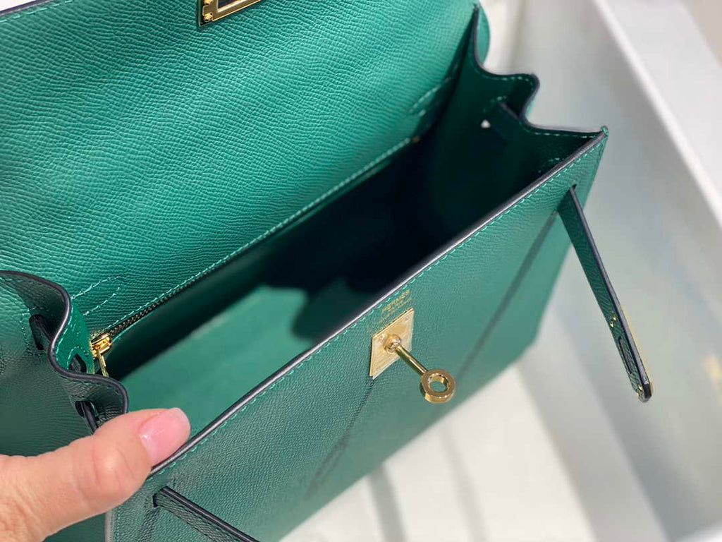 Hermes Sellier Kelly Epsom Leather Bag H213016