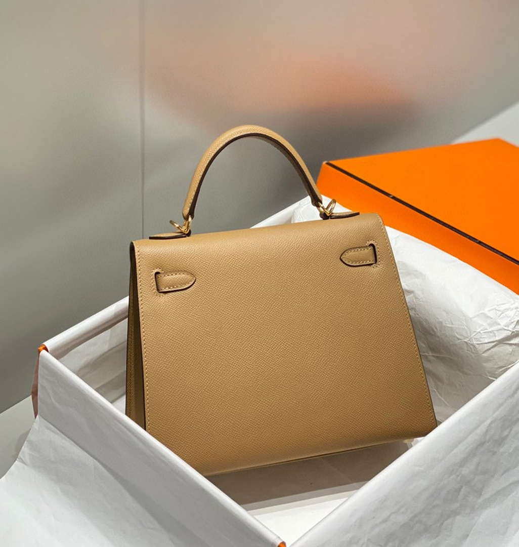 Hermes Sellier Kelly Epsom Leather Bag H213020 - 25cm x17 x 7 cm - View 2