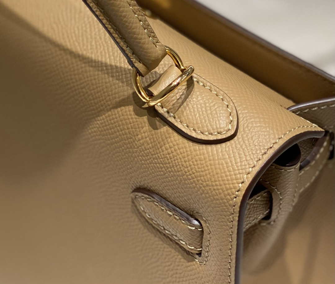 Hermes Sellier Kelly Epsom Leather Bag H213020