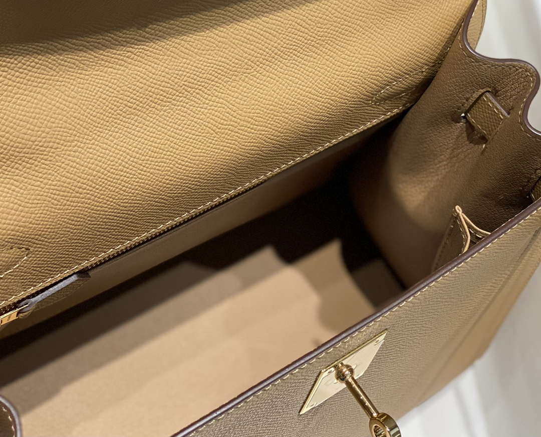 Hermes Sellier Kelly Epsom Leather Bag H213020
