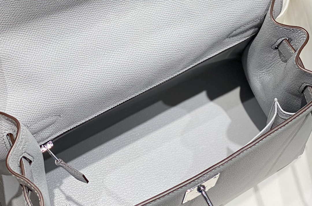 Hermes Sellier Kelly Epsom Leather Bag H213022