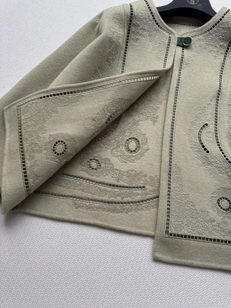 Hermes Women 100%  cashmere jacket coat H33370