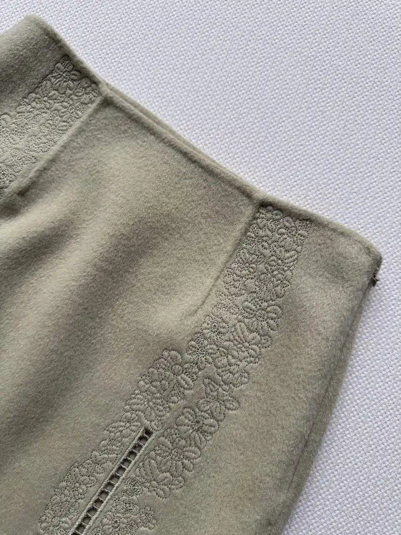 Hermes Women 100% Cashmere skirt  H33372