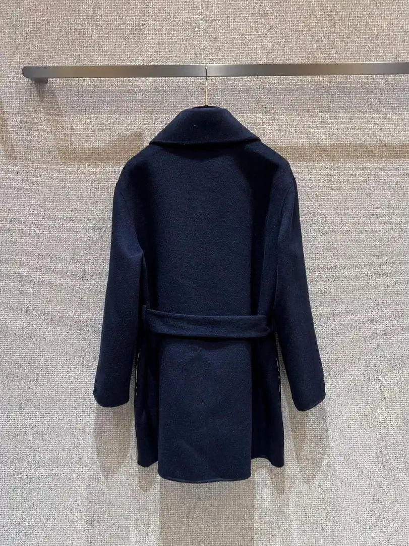 Hermes Women Classic pig nose monogram cashmere coat H33366