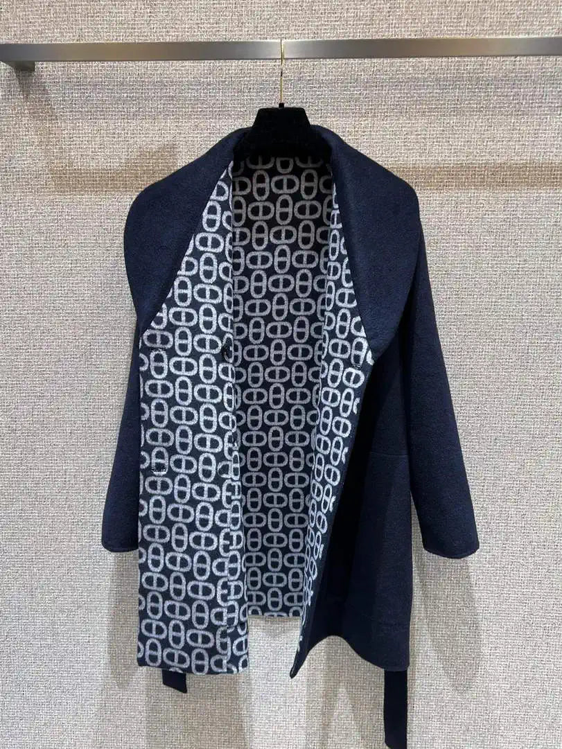 Hermes Women Classic pig nose monogram cashmere coat H33366