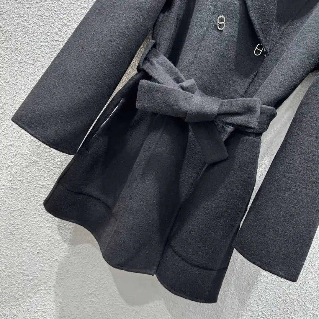 Hermes Women Classic pig nose monogram cashmere coat H33367