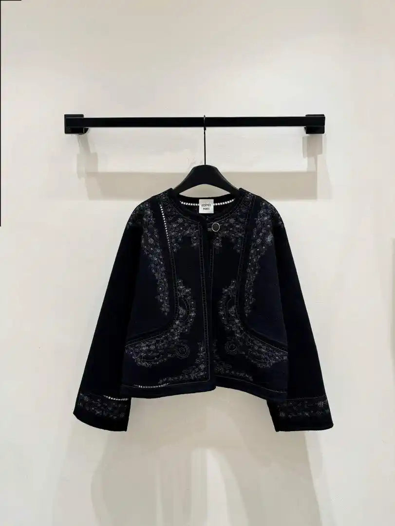 Hermes Women Embroidered hollow double-faced cashmere short coat H33367