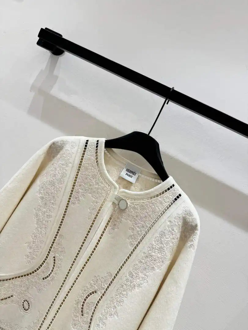 Hermes Women Embroidered hollow double-faced cashmere short coat H33368