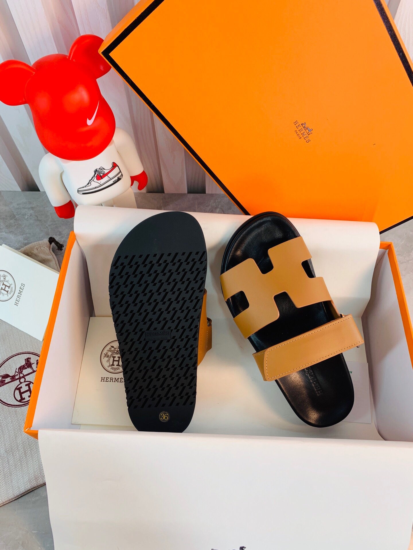 Hermes Women men Izmir sandal H222849