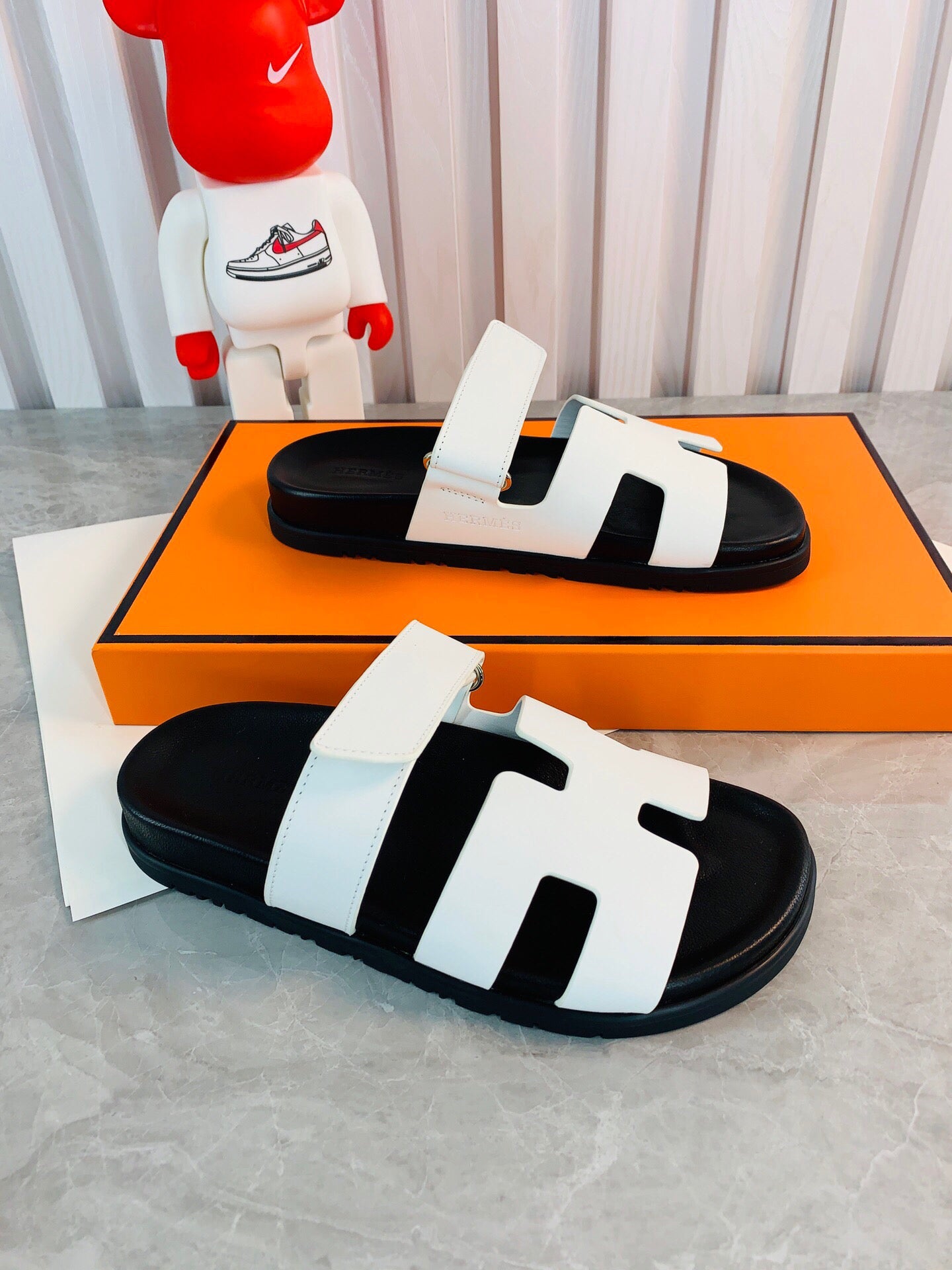 Hermes Women men Izmir sandal H222850