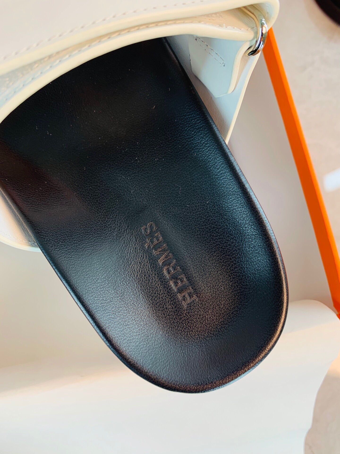 Hermes Women men Izmir sandal H222850