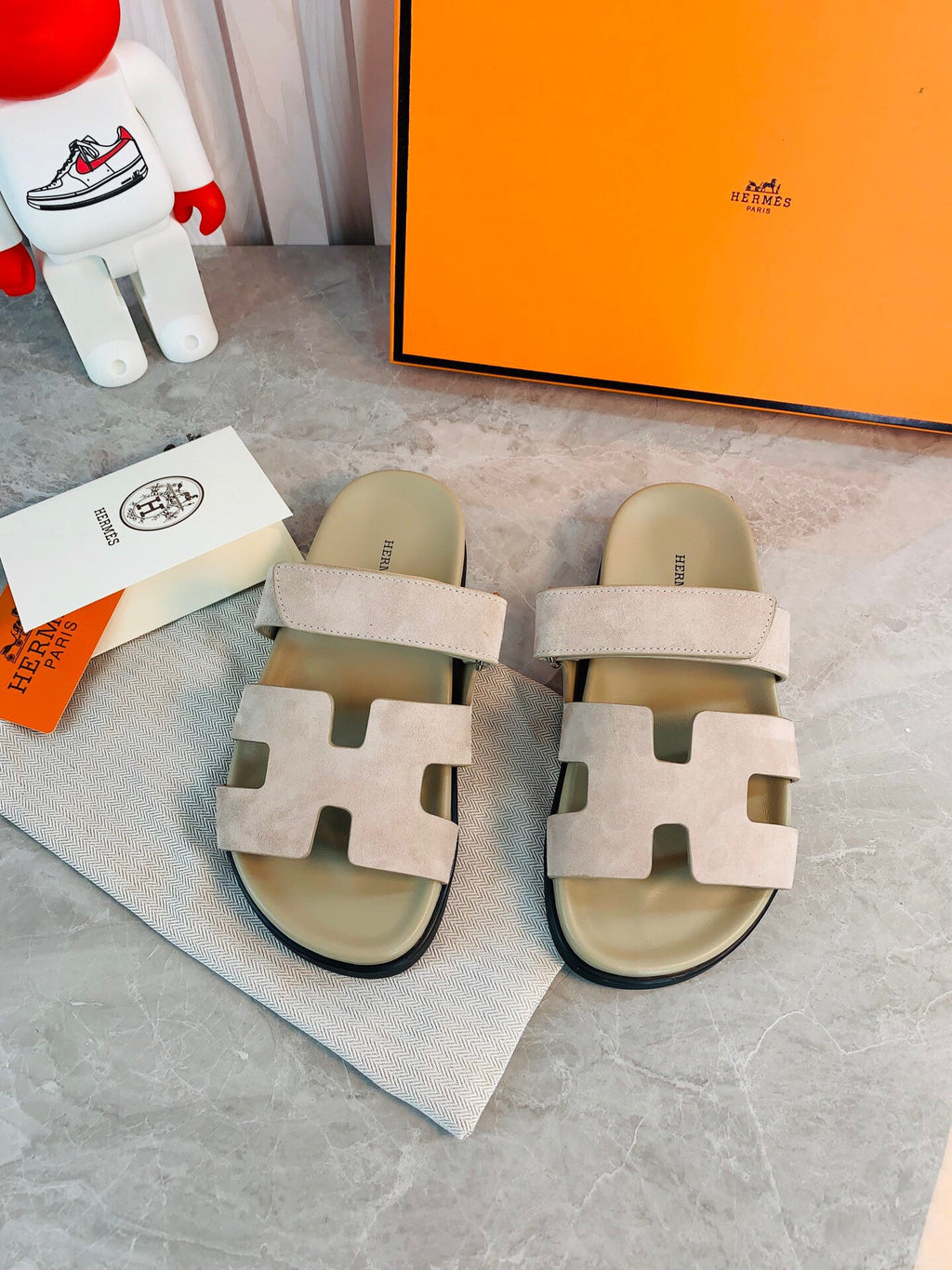 Hermes Women Men Izmir sandal Sheep Skin H222851