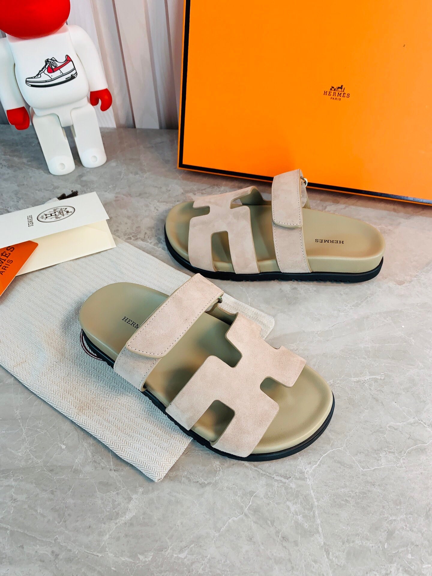 Hermes Women Men Izmir sandal Sheep Skin H222851