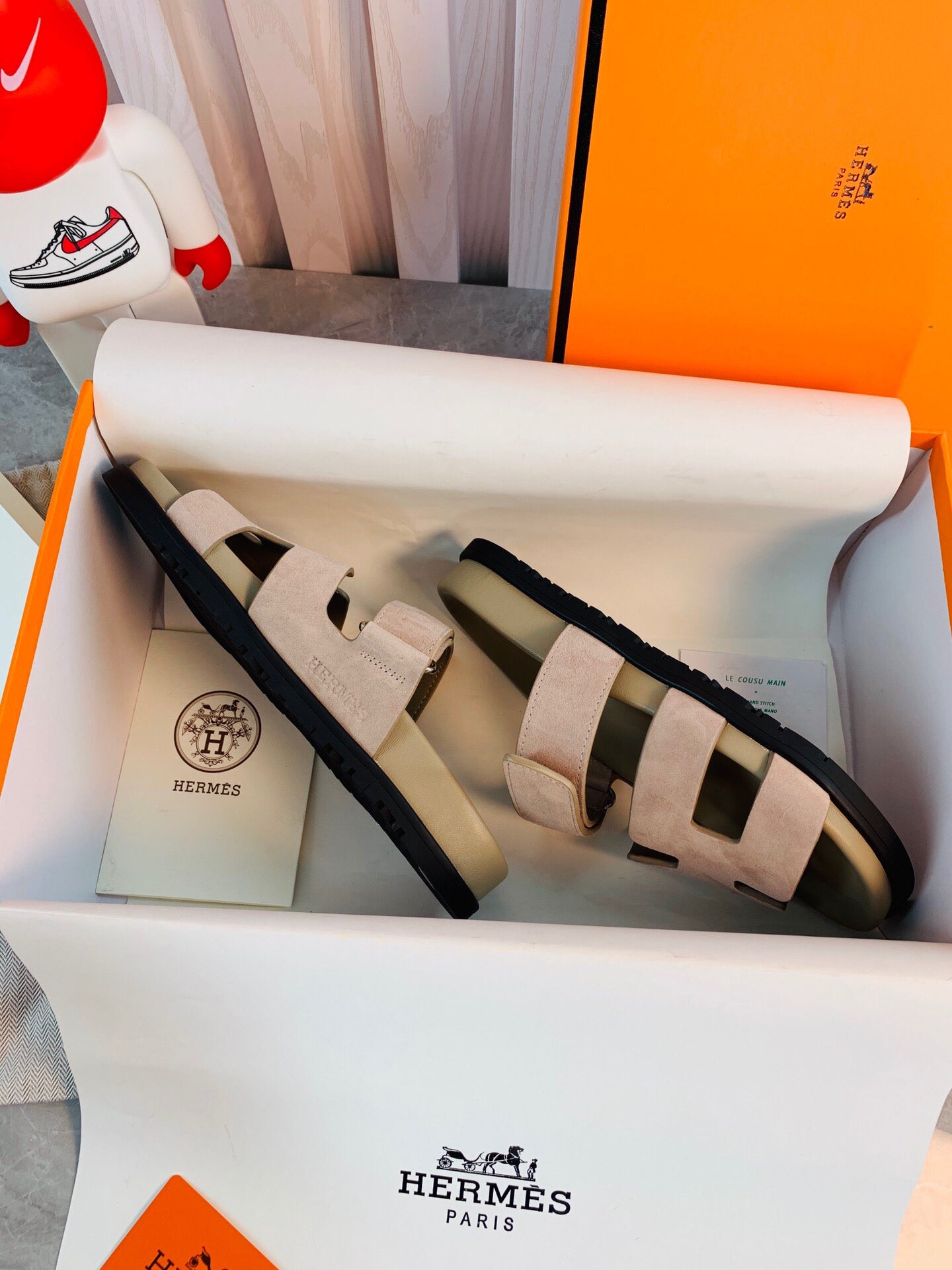 Hermes Women Men Izmir sandal Sheep Skin H222851